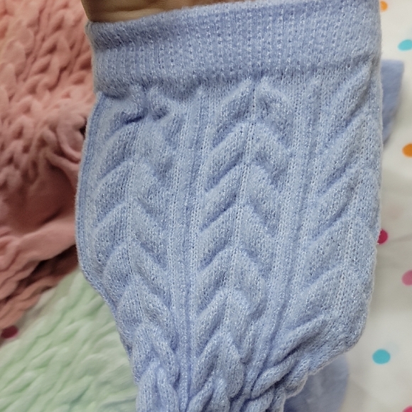 Colorful Cable Knit Socks Set Of 5 - Picture 3 of 5